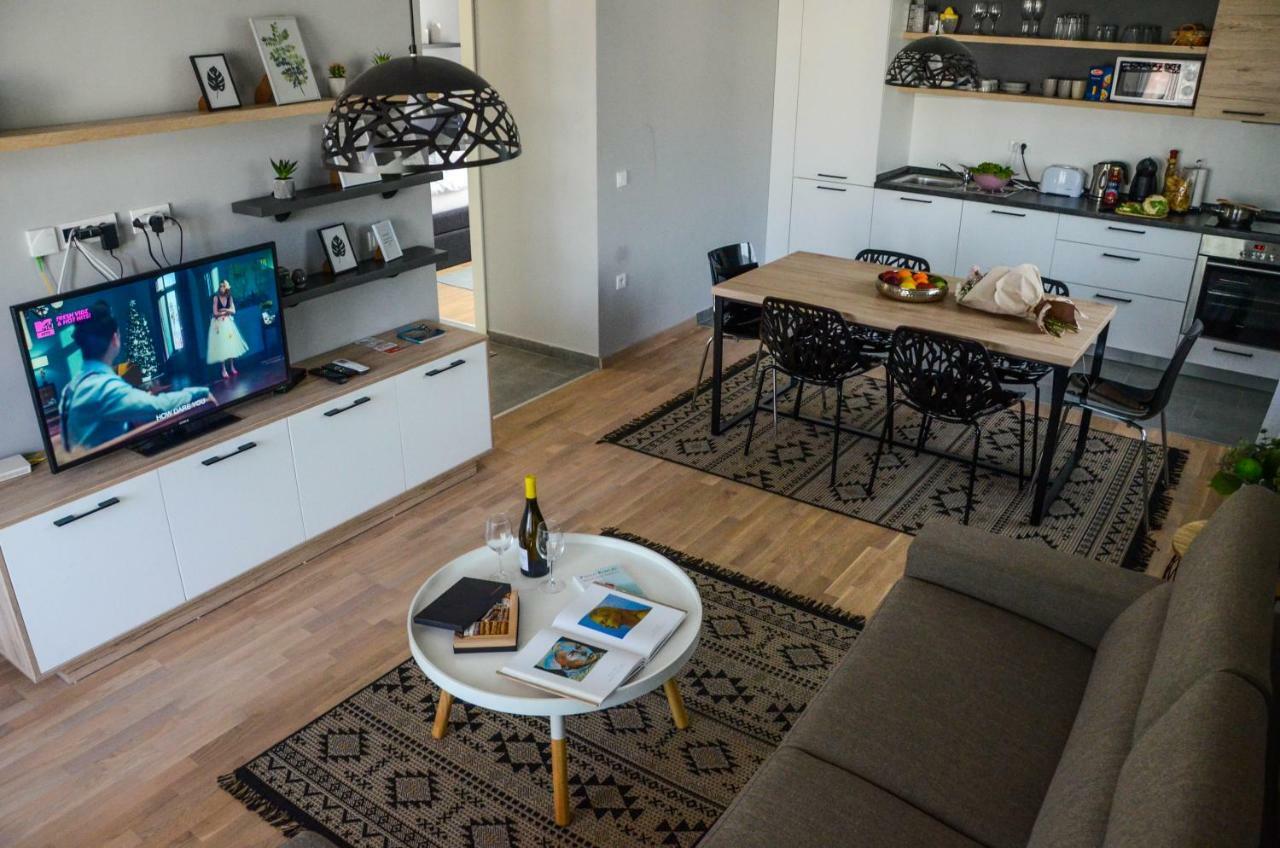 Premium-Designed Apartments Tivat Exterior photo